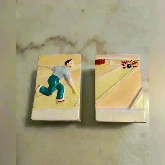 Rare Vintage Napco Bowling Lane Salt & Pepper Shakers, MCM, Made in Japan, 1960 - Picture 1 of 5